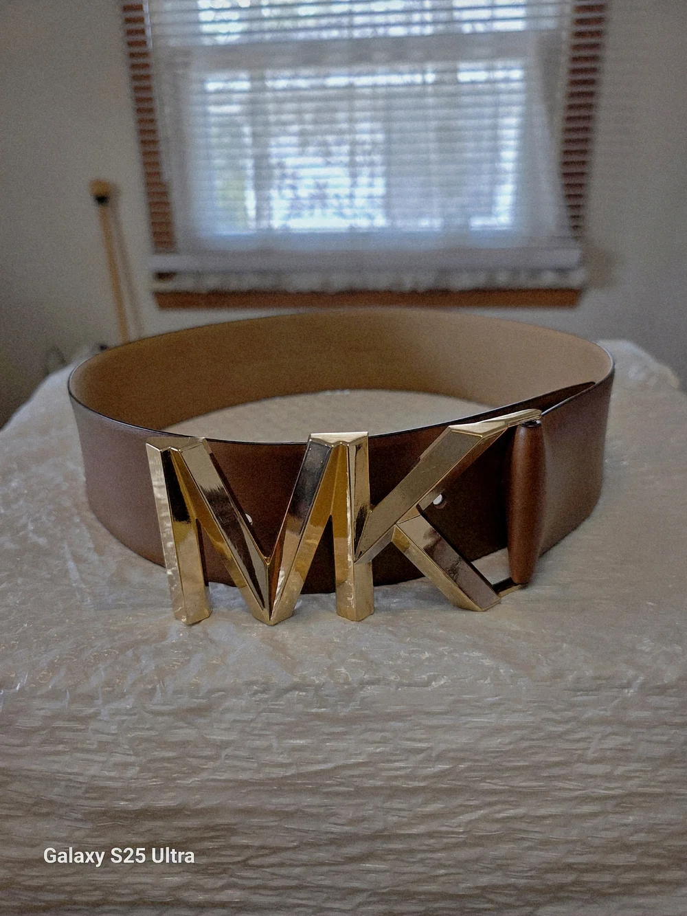 Michael Kors Logo Leather Waist Belt In Luggage Size M